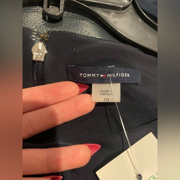 Tommy Hilfiger Bell Sleeve Dress - Picture 6 of 6